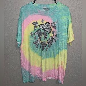 Spencer’s trippy mushrooms tie dye unisex tee
